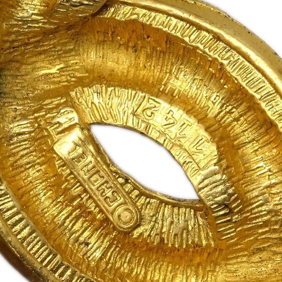 Chanel Quilted CC Brooch Pin Gold 1142 194972 - Picture 4 of 4